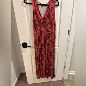 Sleeveless maxi dress. Dusty pink